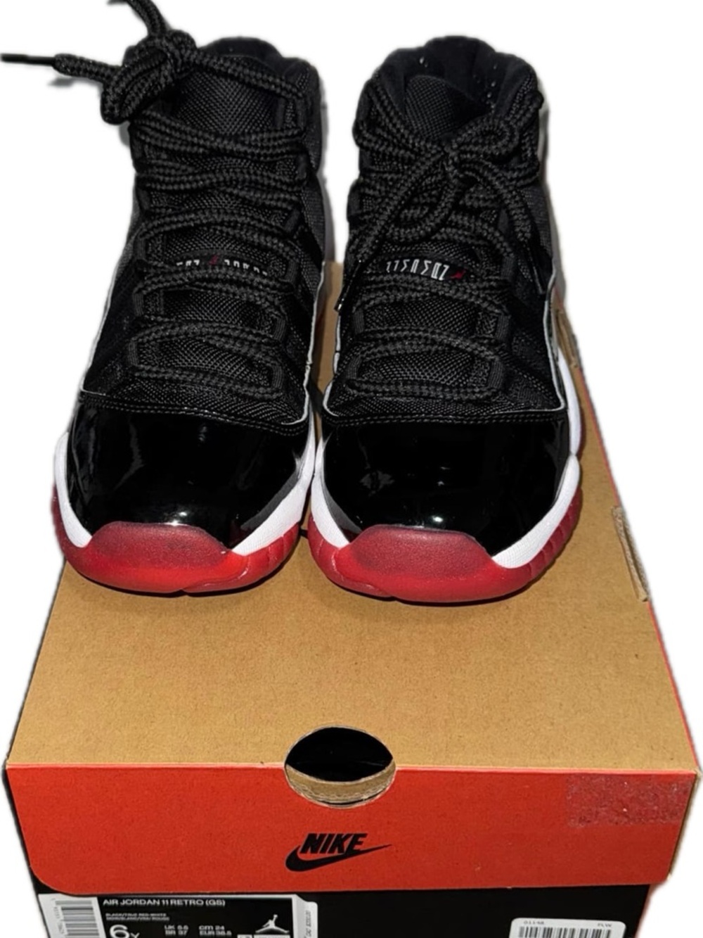Jordan 11 “Playoffs Bred” (2019) - Picture 1 of 6